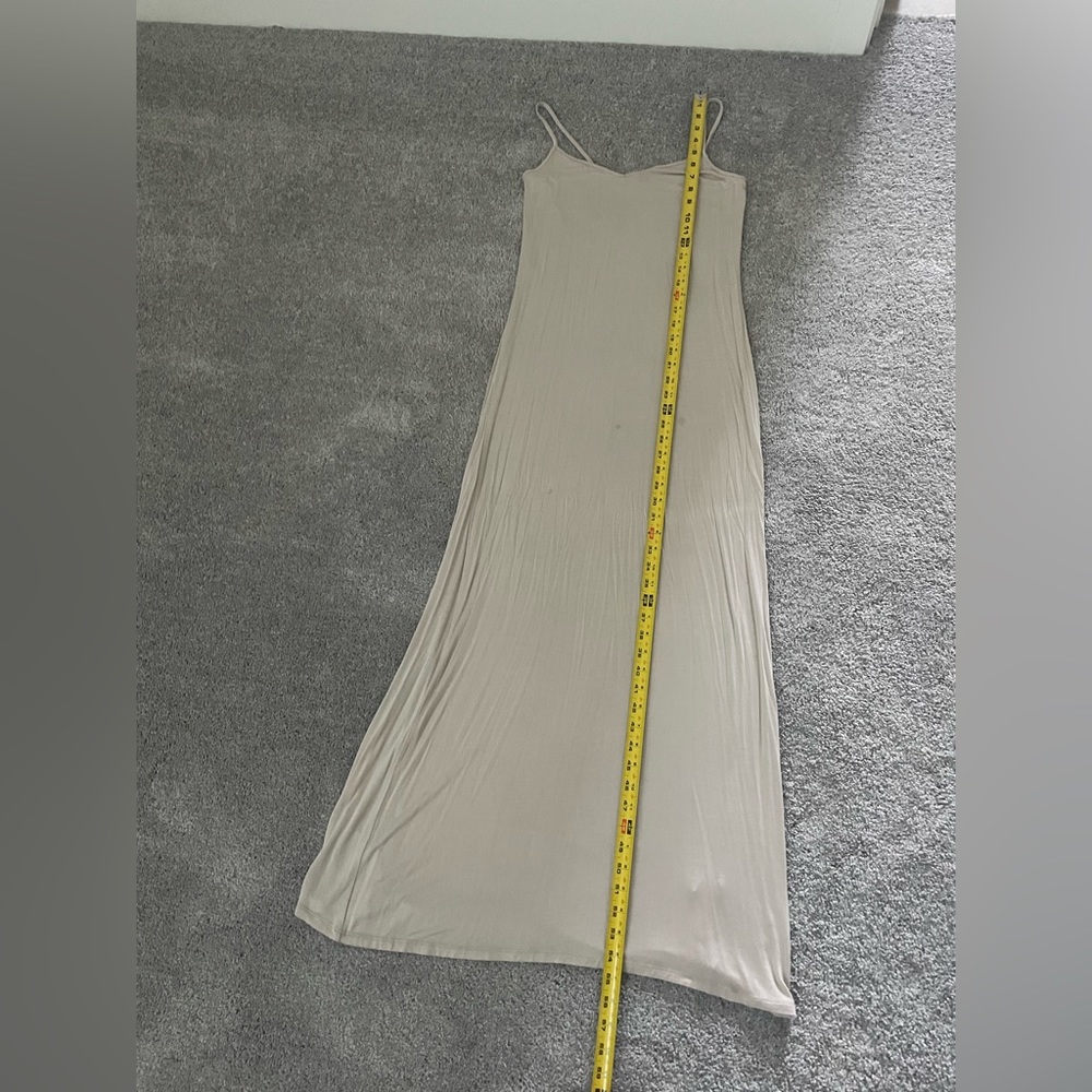 Beige maxi dress Forever21 long soft PRICE DROP - Picture 7 of 8